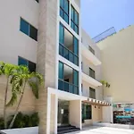 Palmarena Hotel & Condominios